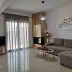 Evris House 1 *