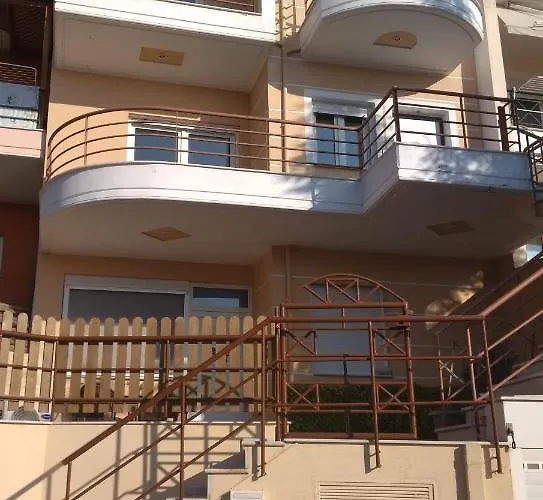 Evris House 1 *